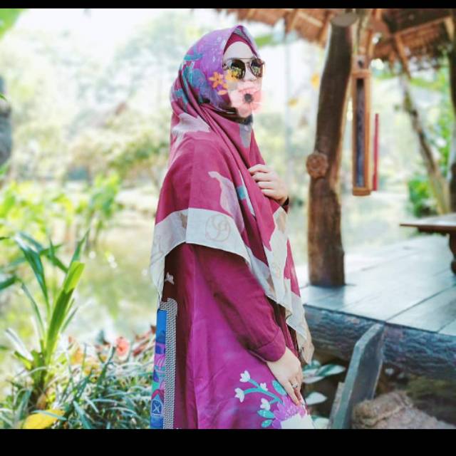 Castle Scraf Gdas by Ghaida Preloved Voal