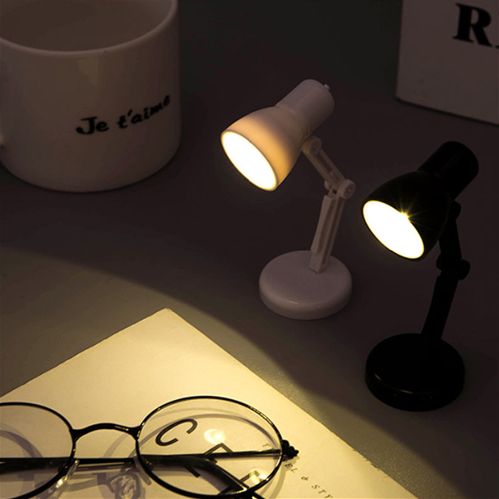 【TERSEDIA &amp; COD】Lampu baca lipat multi-fungsi kreatif, lampu asrama (dengan baterai) # 261141322