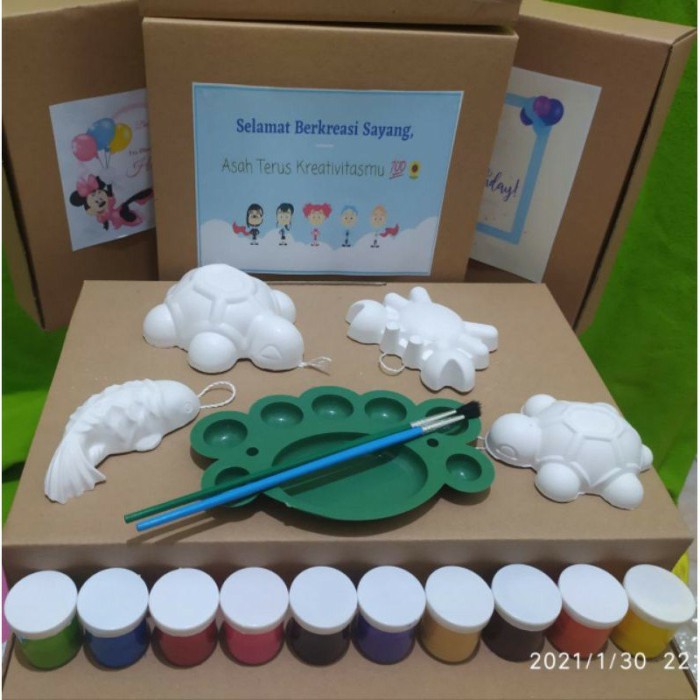 

Produk Terbaru Painting Kit Set Melukis Anak Seri Binatang Air