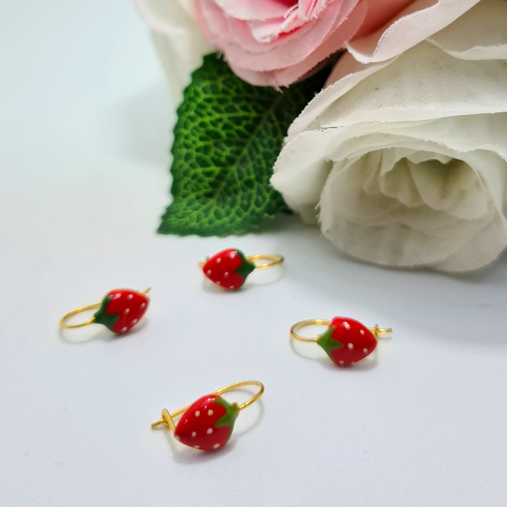 Anting Kait Strawberry Anak Emas Muda