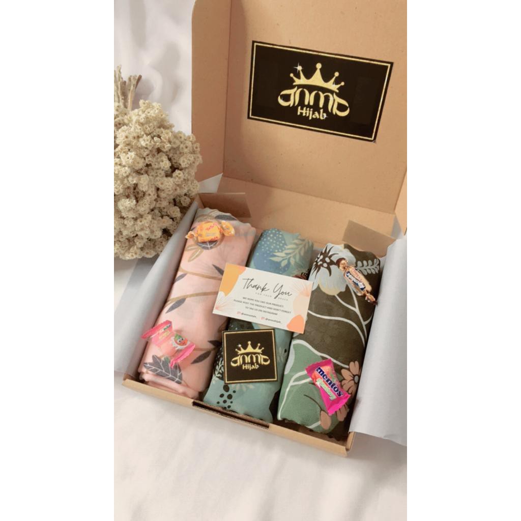 

BIG SALE!! Hampers Gift Box Kado Hijab Motif Termurah
