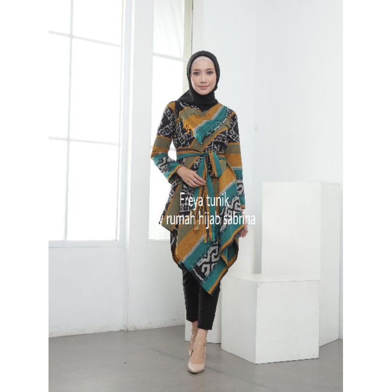 SABRINA TENUN - FREYA TUNIK WARNA GREEN BLACK