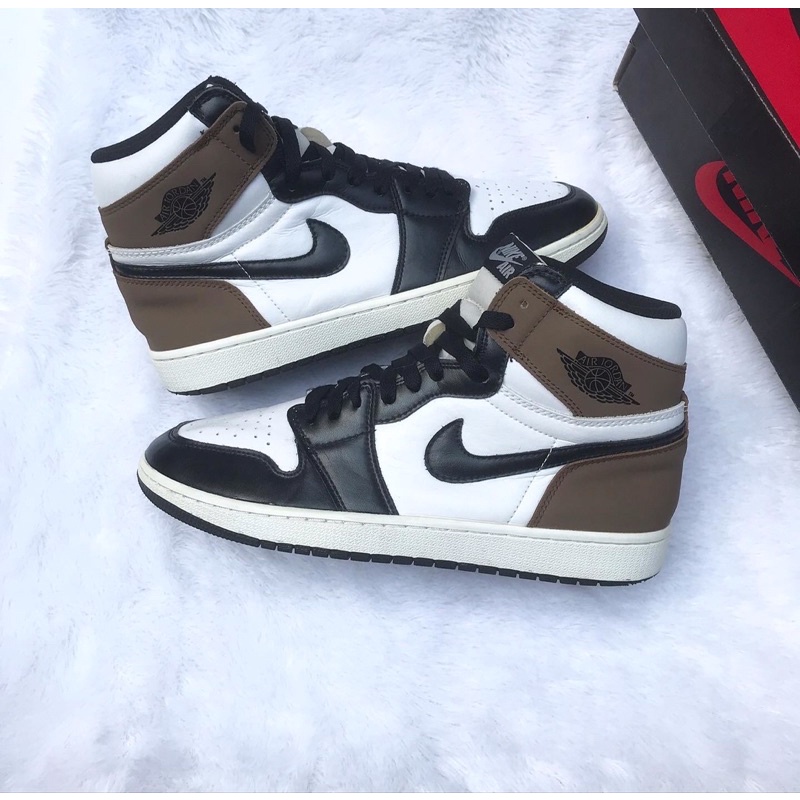 Air Jordan 1 high dark mocha bekas second