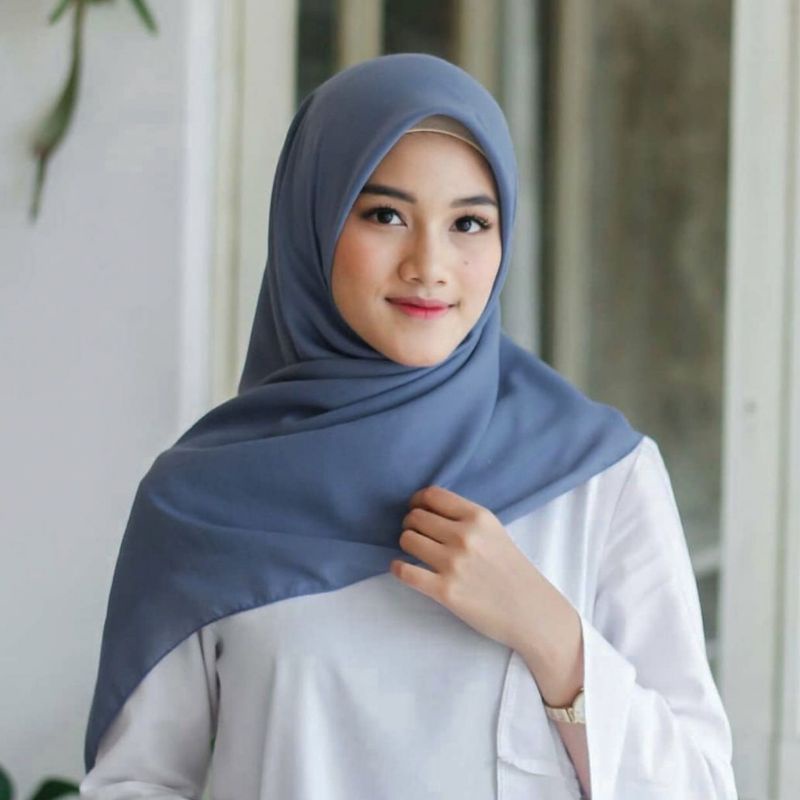 Bella Square Jilbab Segiempat Paris Polos Premium Kerudung Segi Empat Hijab Square Polycotton Hijab Bella