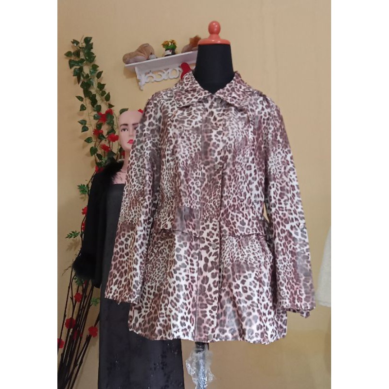 jaket leopard
