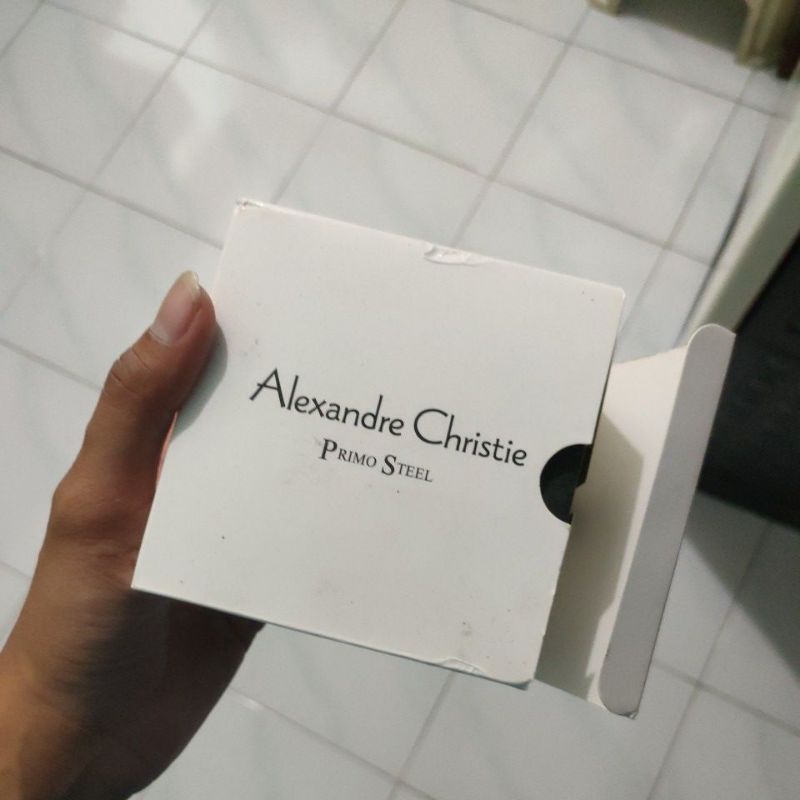 Jam Alexandre Christie pria Gold