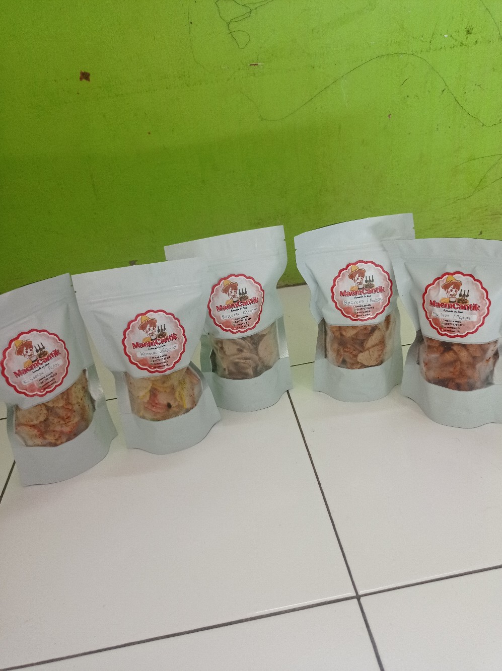 Standing Pouch Matte Window White / Plastik Klip Kemasan Snack Dan Makanan Premium Murah Satuan