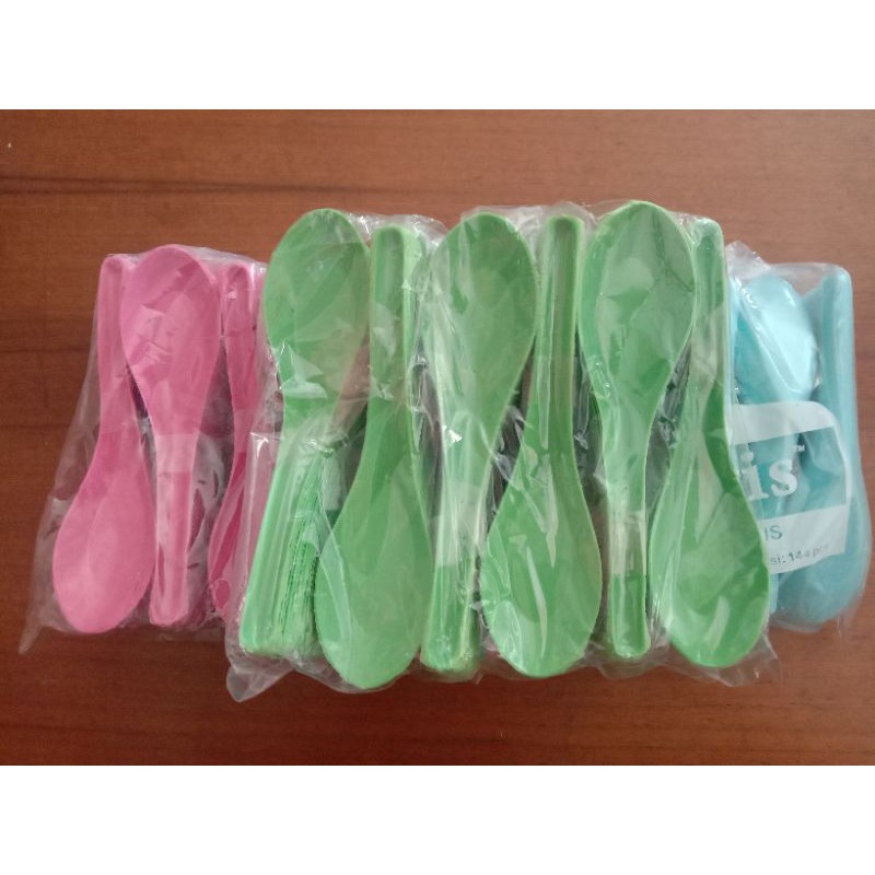 Sendok Makan Bebek Warna-Warni