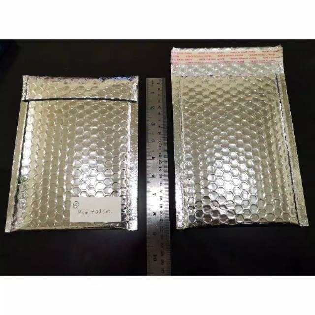 

Bubble Wrap Envelope Packaging Amplop Plastik Pengiriman Barang 23*17 cm