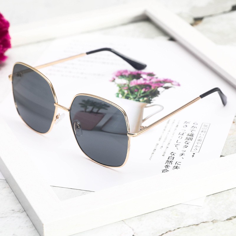 (GS) Kacamata Hita Sunglassess Lensa Bentuk Kotak Gaya Korea