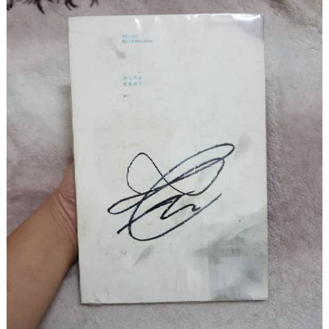 BTS SIGNED ALBUM || TAEHYUNG' SIGN