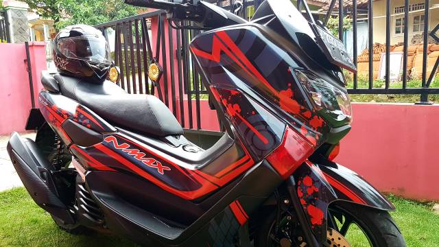 Decal stiker nmax old / aksesori nmax stiker cutting nmax hitam merah full body