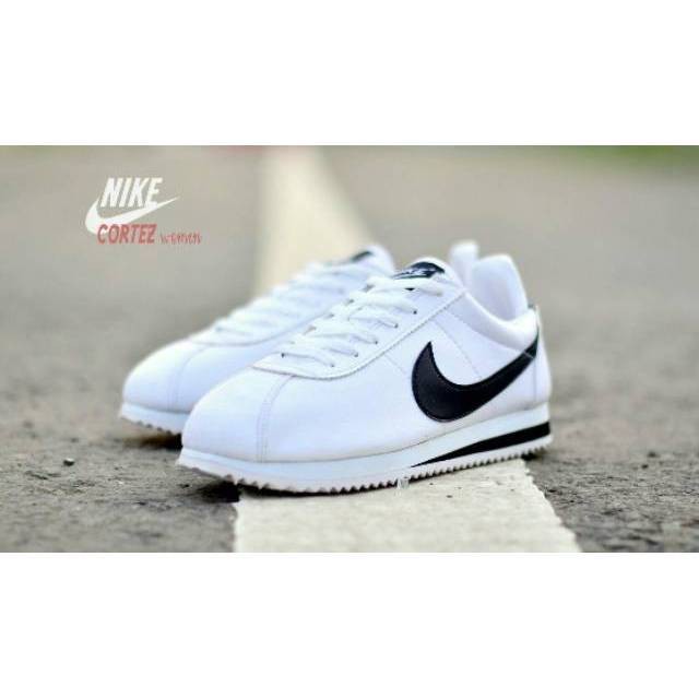 sepatu nike cortez