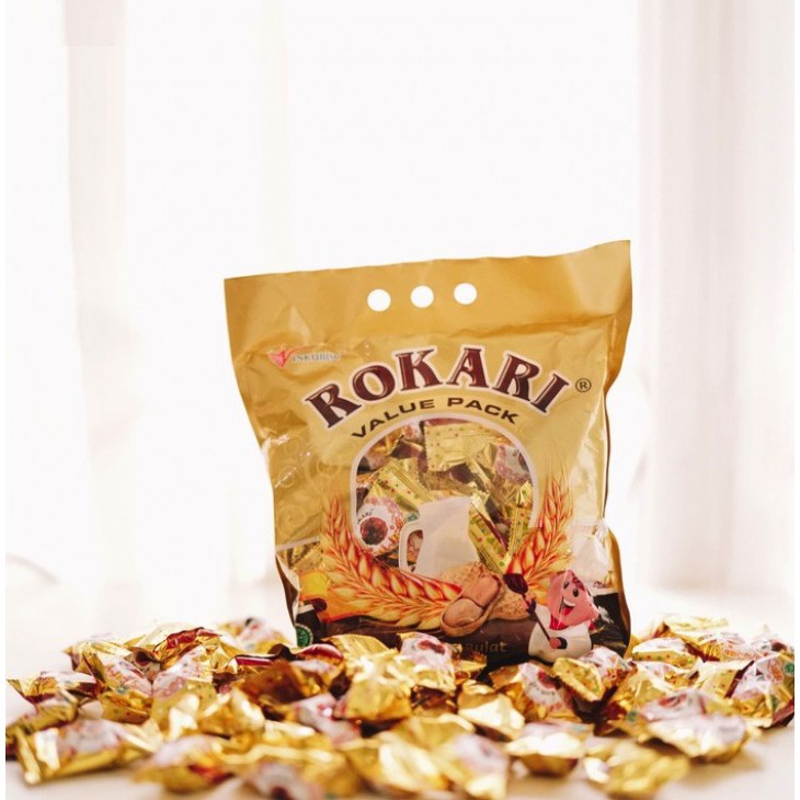 

ROKARI Snack Wafer Salut Coklat Kacang Bulat 1 Dus 12x350gr