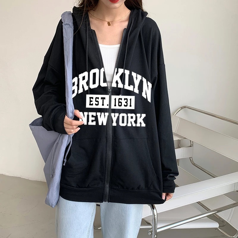 Jaket Hoodie Sweater Jumper Brooklyn 1898 New York Hoodie Zipper Wanita Oversize Polos Hoodie Ziper Wanita Oversize Murah Hodie Zipper Sweater Wanita Korean Style  Hoodie Wanita Oversize Fleece Tebal Sweater Zipper Sleting Hoodie Resleting Wanita Oversize