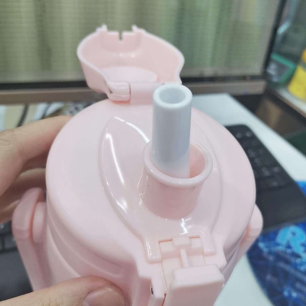 Botol Minum Transparan 2.2l Dengan Sedotan Warna Pink / Hitam / Hijau / Biru