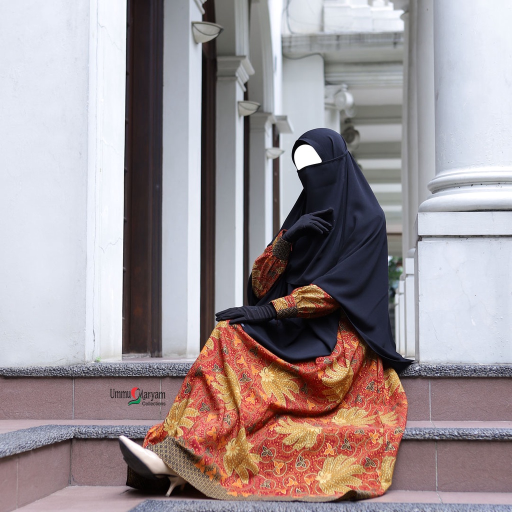 Ermina Batik | Maroon | Gamis Set Batik Ummu Maryam Collections
