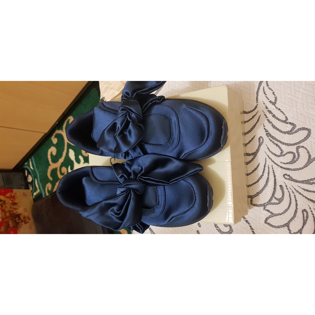 Sepatu Something Borrowed (navy)