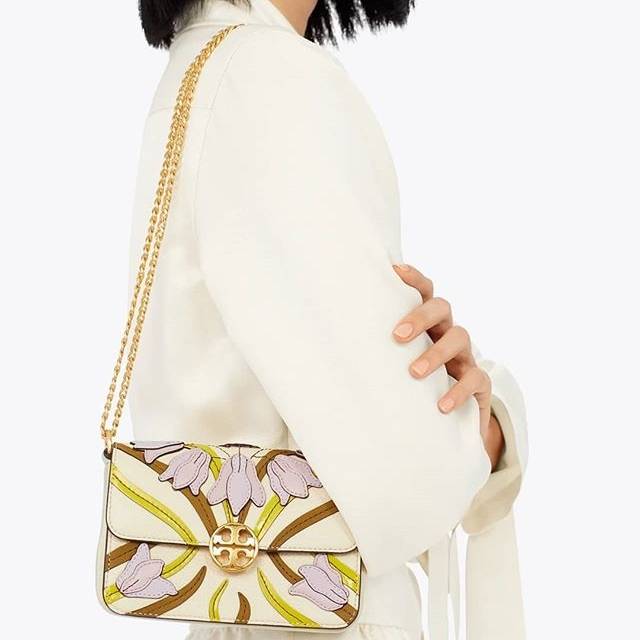 patterned shoulder bag