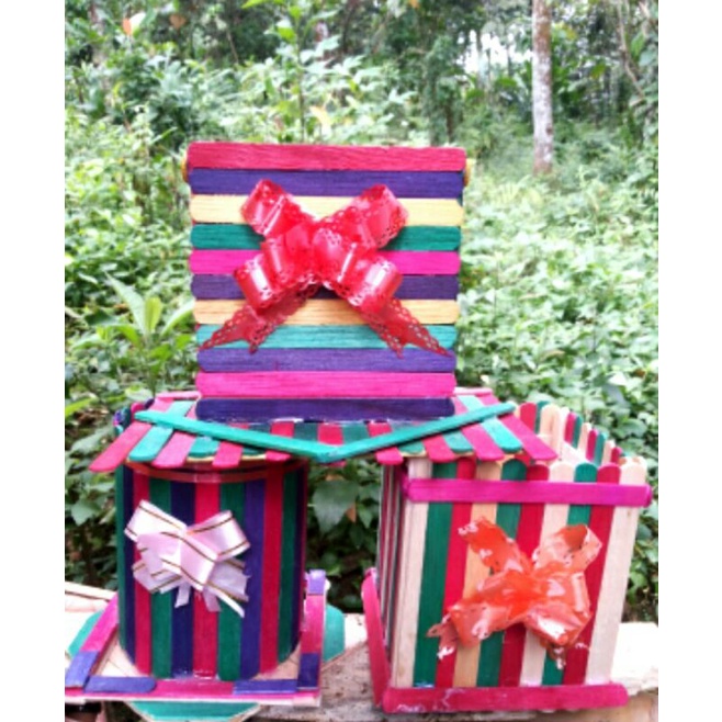 

tempat alat tulis