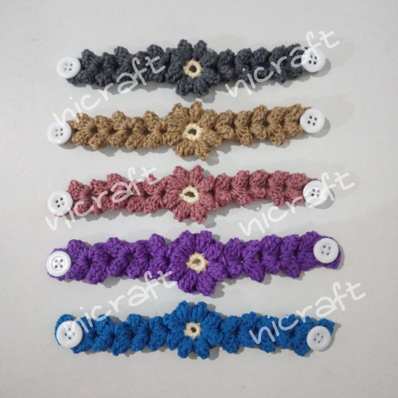 Konektor masker rajut motif bunga. SEBELUM ORDER BACA DESKRIPSI TERLEBIH DAHULU YA