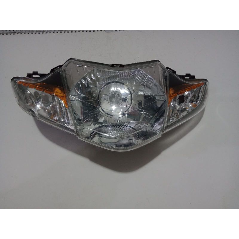 Headlamp reflektor lampu depan Honda Revo Absolute absolute revo original