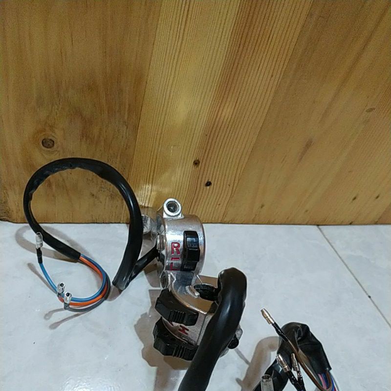 Holder saklar tombol lampu motor honda c70 pispot c50 pitung honda ulung jangkrik