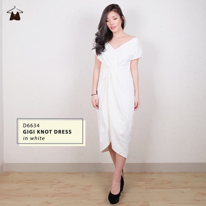 D6634 Gigi Knot Dress