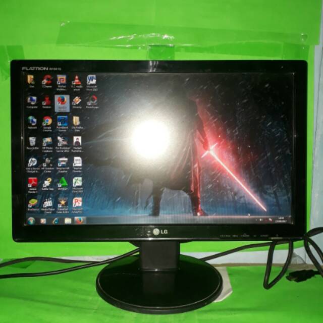 LCD Monitor Komputer LG Flatron 19inch wide w1941s