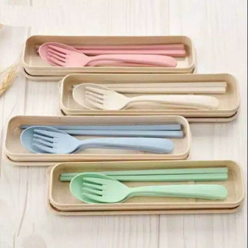 Medan Termurah Set Sendok + Garpu + Sumpit Box jerami set sendok