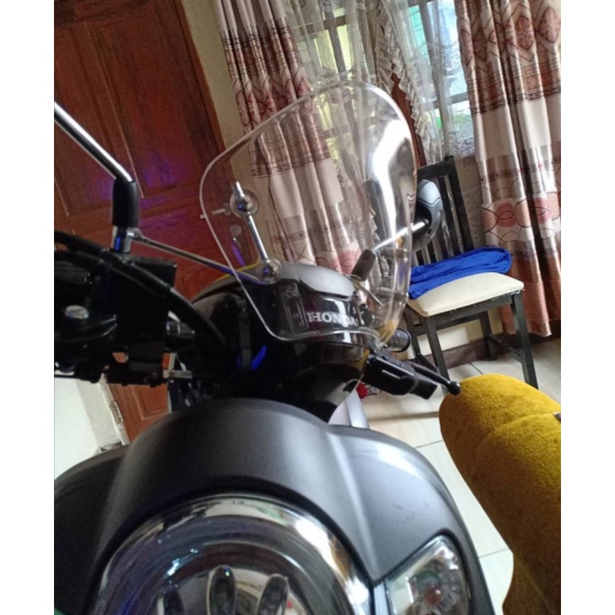 kaca depan / Visor honda scoopy TGP