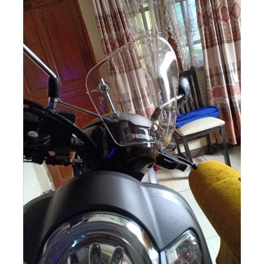 kaca depan / Visor honda scoopy TGP