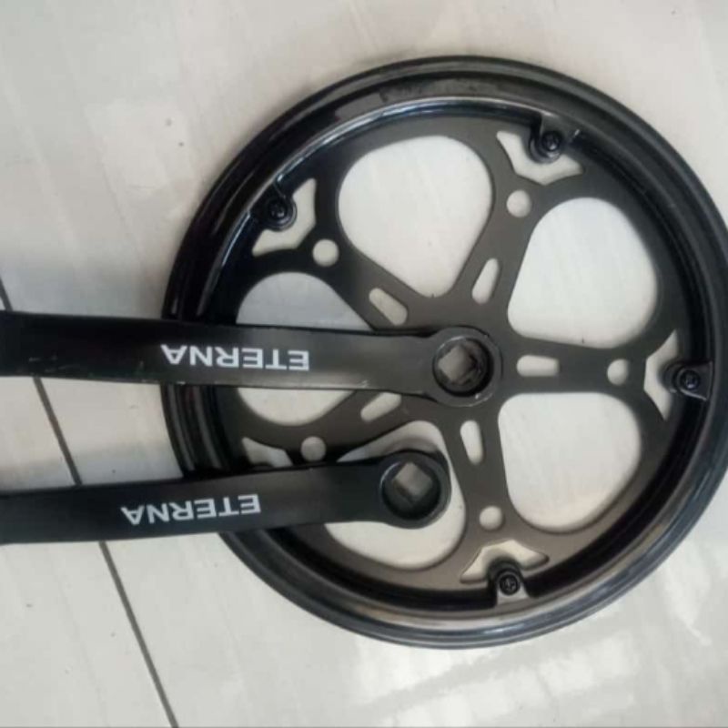 crank single speed gir tengah sepeda folding lipat minion 52T eterna