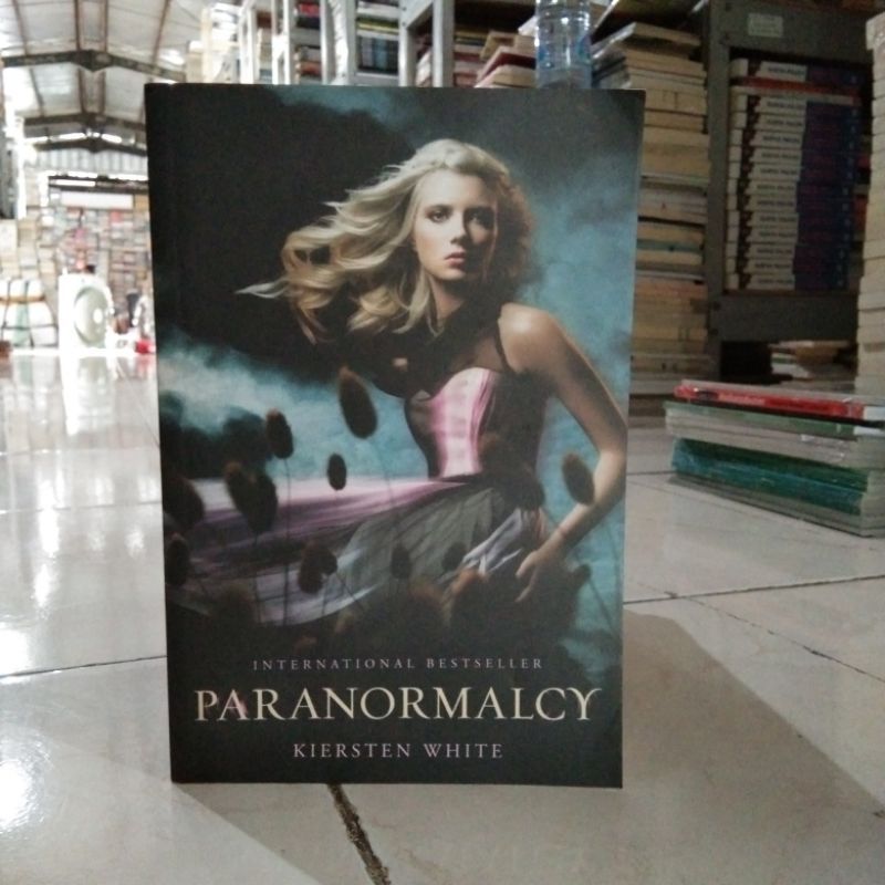 Paranormalcy - Kiersten
