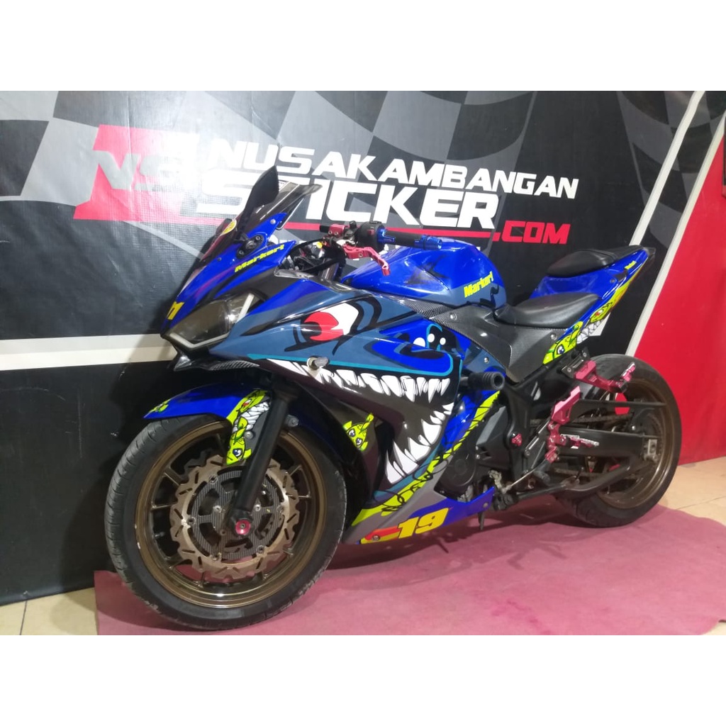 Stiker R25 HIU BIRU HITAM