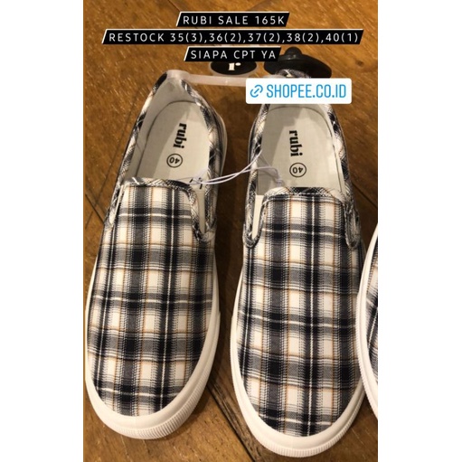 Rubi Slip On Kotak Sale