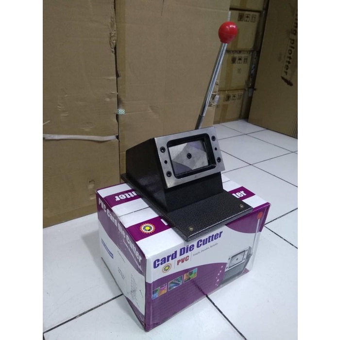 Alat pemotong id card / Plong id card