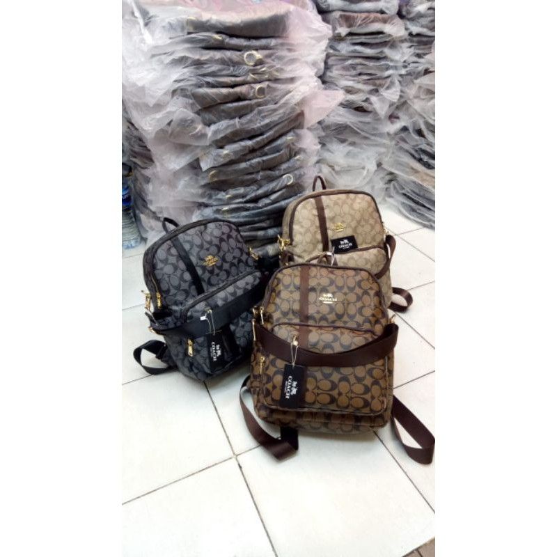 ransel coach wanita model garis depan