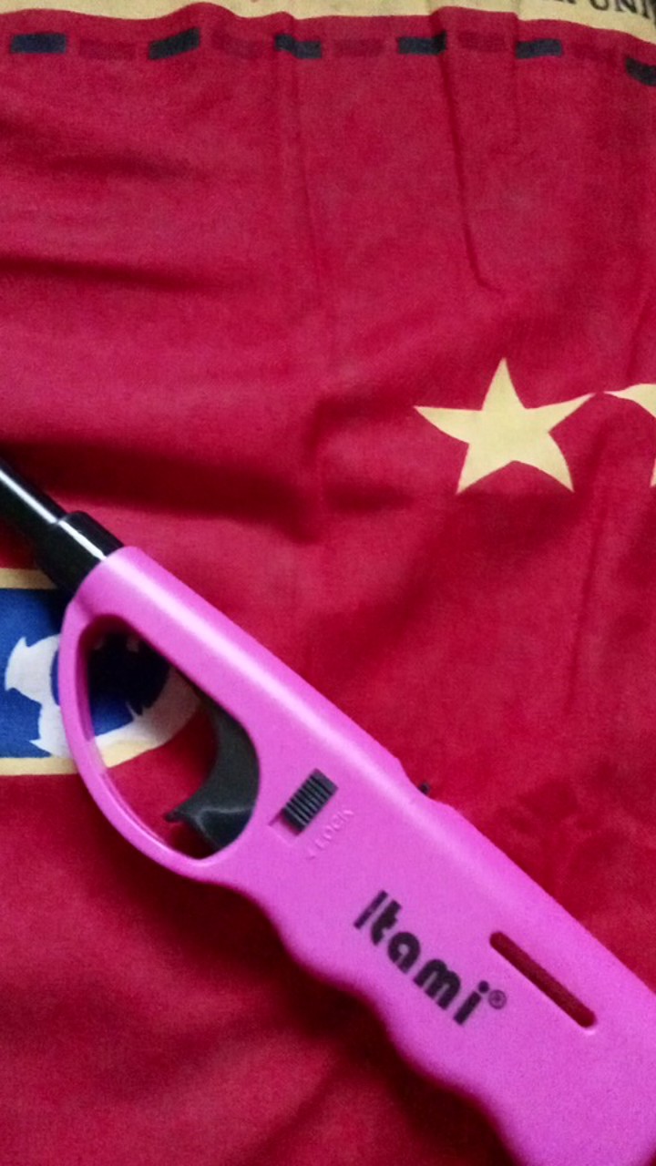 Korek Api Gas Panjang Pemantik Kompor Gas Warna-warni