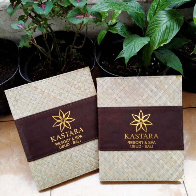 

Cover Menu A4 Bahan Pandan Dibaut