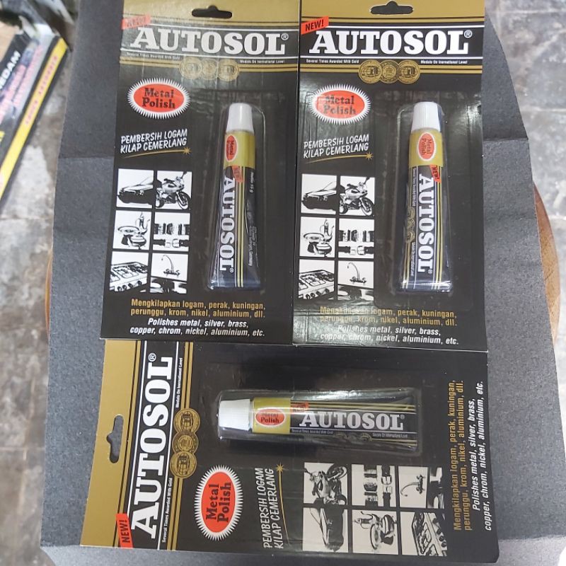 AUTOSOL METAL POLISH 15GRAM PEMBERSIH PENGKILAP BESI LOGAM SERBAGUNA