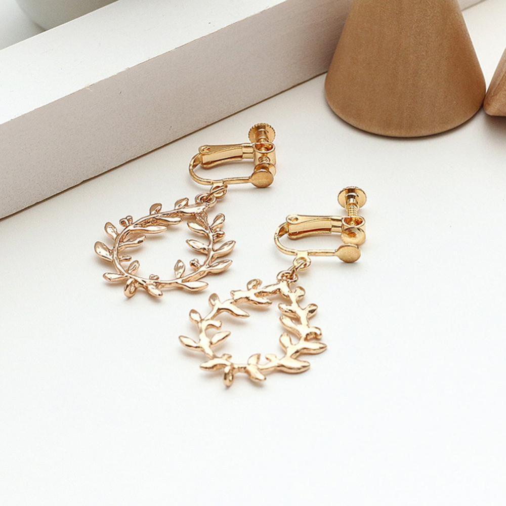 Timekey Anting Tusuk Gantung Desain Lingkaran Hollow Unik Gaya Korea Untuk Wanita A7K5