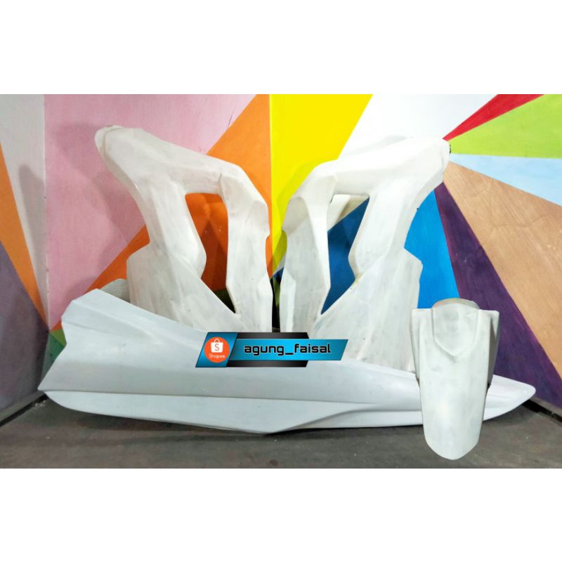 Body Buta Sonic 150R Samping, Spakbor dan Belakang