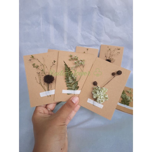 Kartu Ucapan Rustic Kartu Ucapan Bunga Asli Dikeringkan Isian Gift Box dan Bouquet Uang Atau Uang