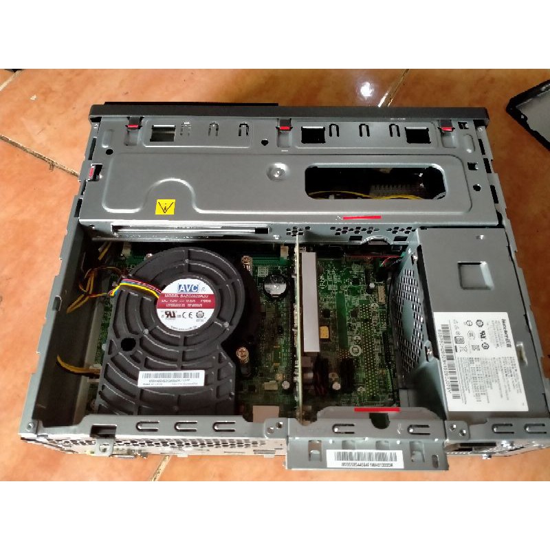 PC LENOVO DESKTOP THINKCENTRE M720S I7 8700