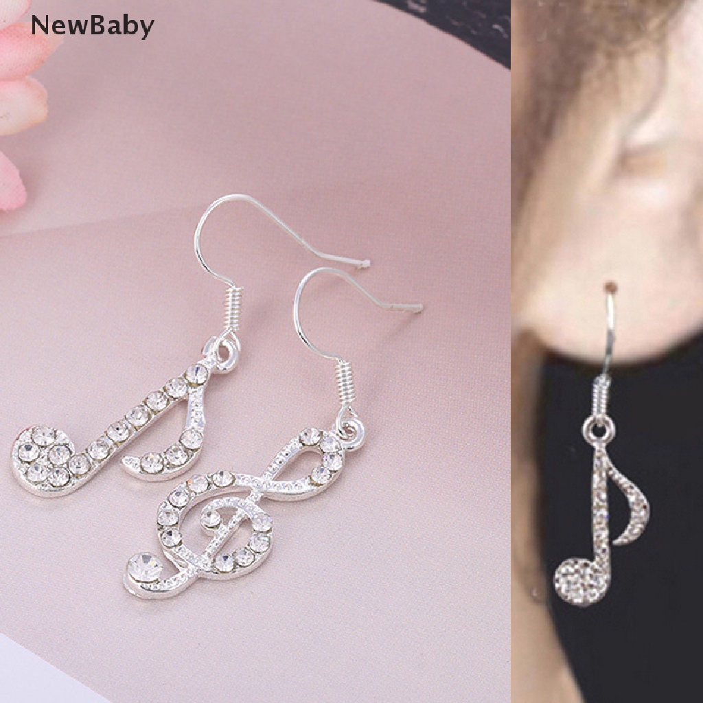 Anting Tusuk Gantung Wanita Desain Not Musik Hias Kristal Warna Silver Untuk Pesta