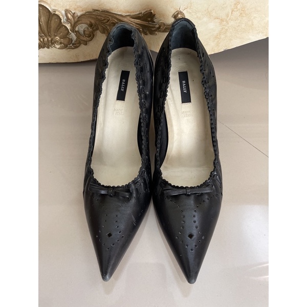 Preloved Sepatu Bally