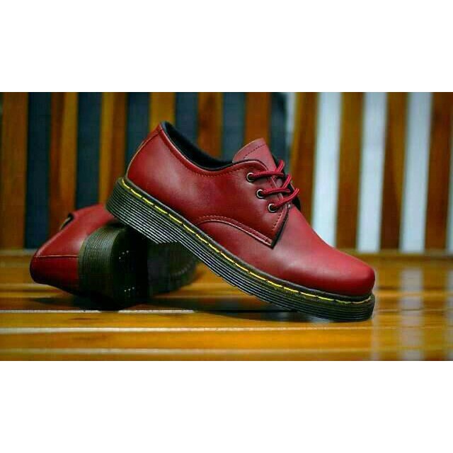 Sepatu Docmart Dr martens low boots pria