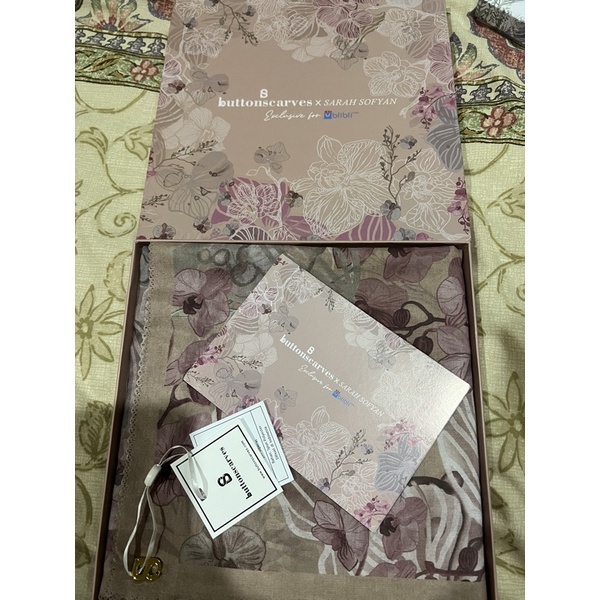 orchide extended series rugby tan buttonscarves x sarsof