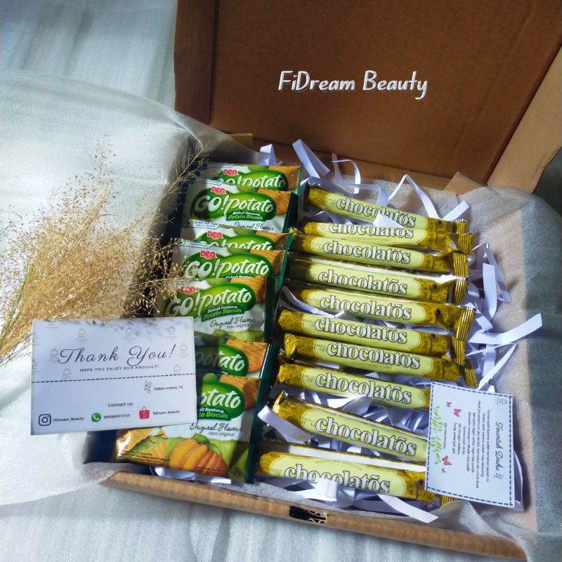 

[Ready] Snack box Hamper Ulang tahun Hamper Graduation by fidream_beauty